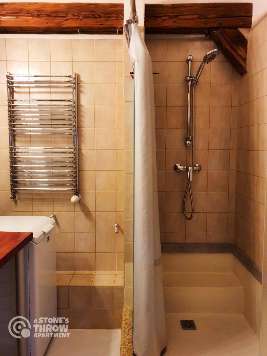 A Stone'S Throw Apartment Красков Екстериор снимка